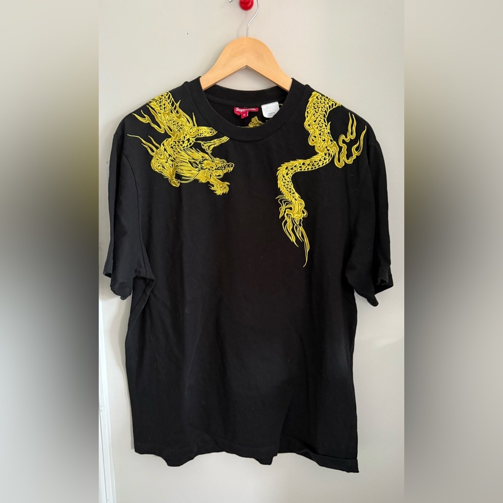 Supreme Black and Gold Dragon Tee Short Sleeve NWT